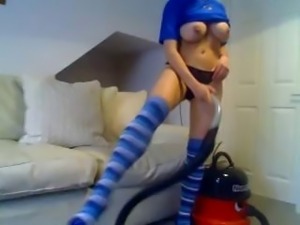 Kelly Hart Vacuums To Orgasm