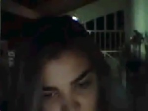 Novinha se mostrando na webcam free