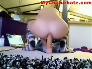 Gigantic Toy Bores Her Asshole Out