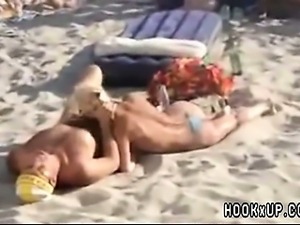 Amateur blowjob in Public Beach - H