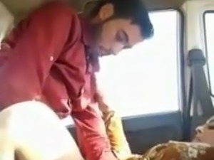 Pakistani horny bhabhi Milf Blowjob &amp; Then Fucking in Car