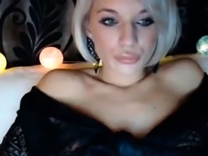 Blonde With Big Tits Touch Her Pussy