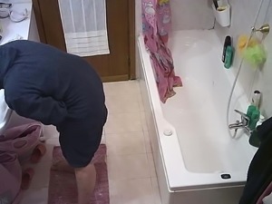 Wife shower big butt