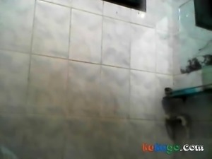 hot bangla vabi stripping in bathroom