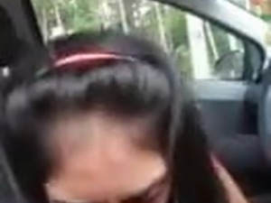 indian cute girl blow job in car