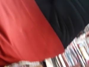 Egyptian tight mom