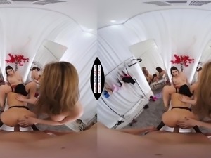 Anissa Kate And Two Girl VR