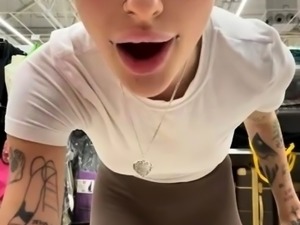 Melissa_crazy pussy and boobs in public